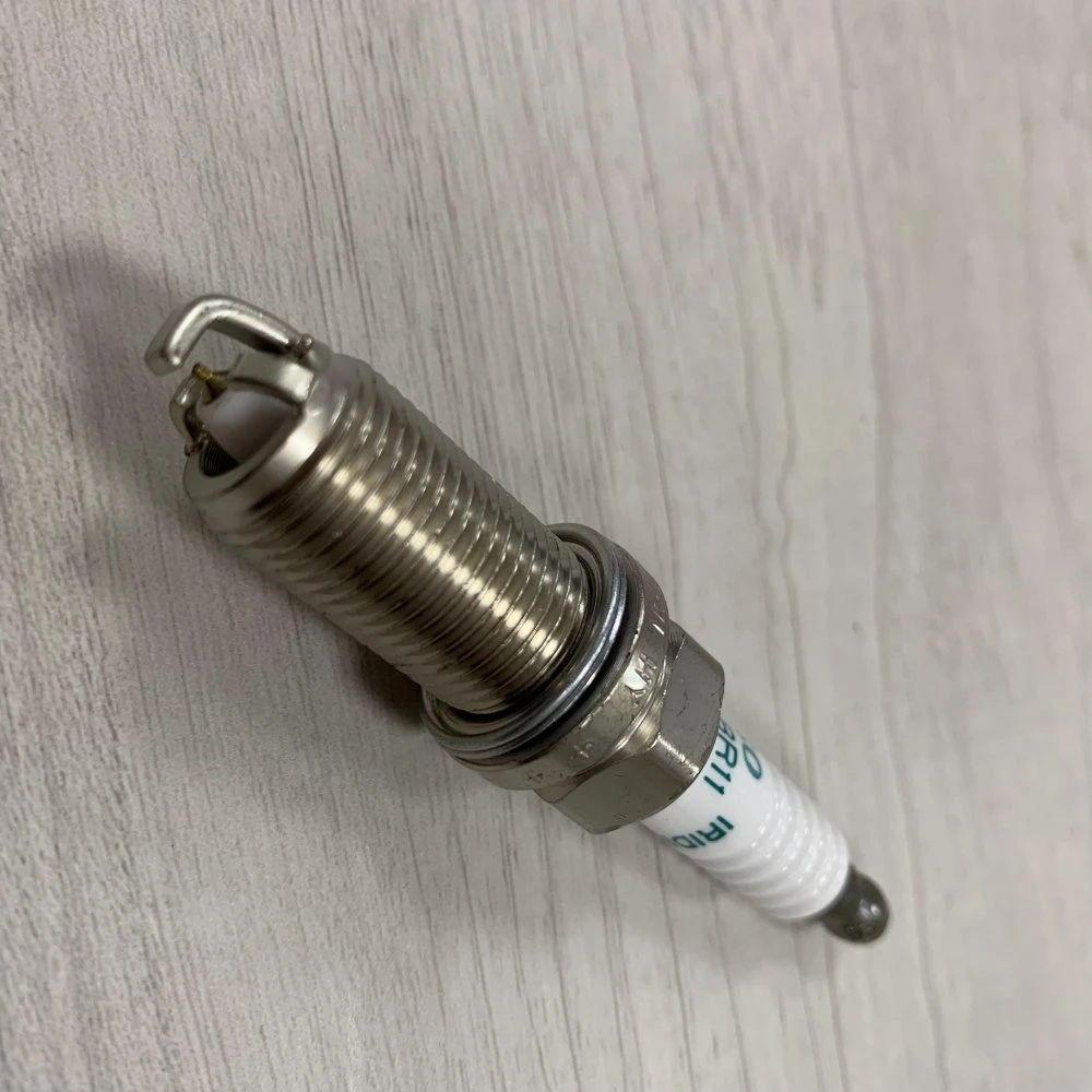 Auto Resistor Iridium Platinum Spark Plug for Denso Toyota Honda